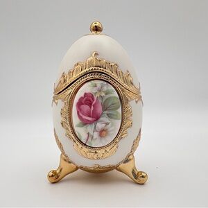 Vintage Japan Porcelain Egg Music Box 🎶 Rose Cameo Trinket Box Gold Footed